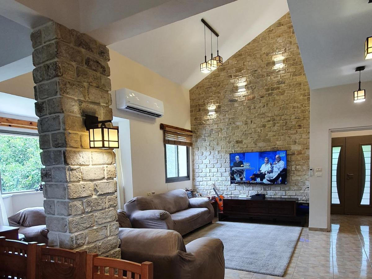 Huge & Private Villa In Kibbutz Dafna Exterior photo